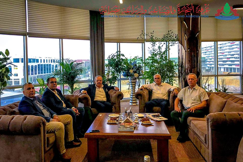 أعضاء لجنة الإدارة بالغرفة يجتمعون مع اتحاد مصنعي اكتلي باسطنبول