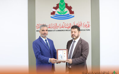 وكيل وزارة الاقتصاد والتجارة لشؤون المناطق الحرة يزور المقر الإداري الجديد لغرفة التجارة والصناعة والزراعة مصراتة.